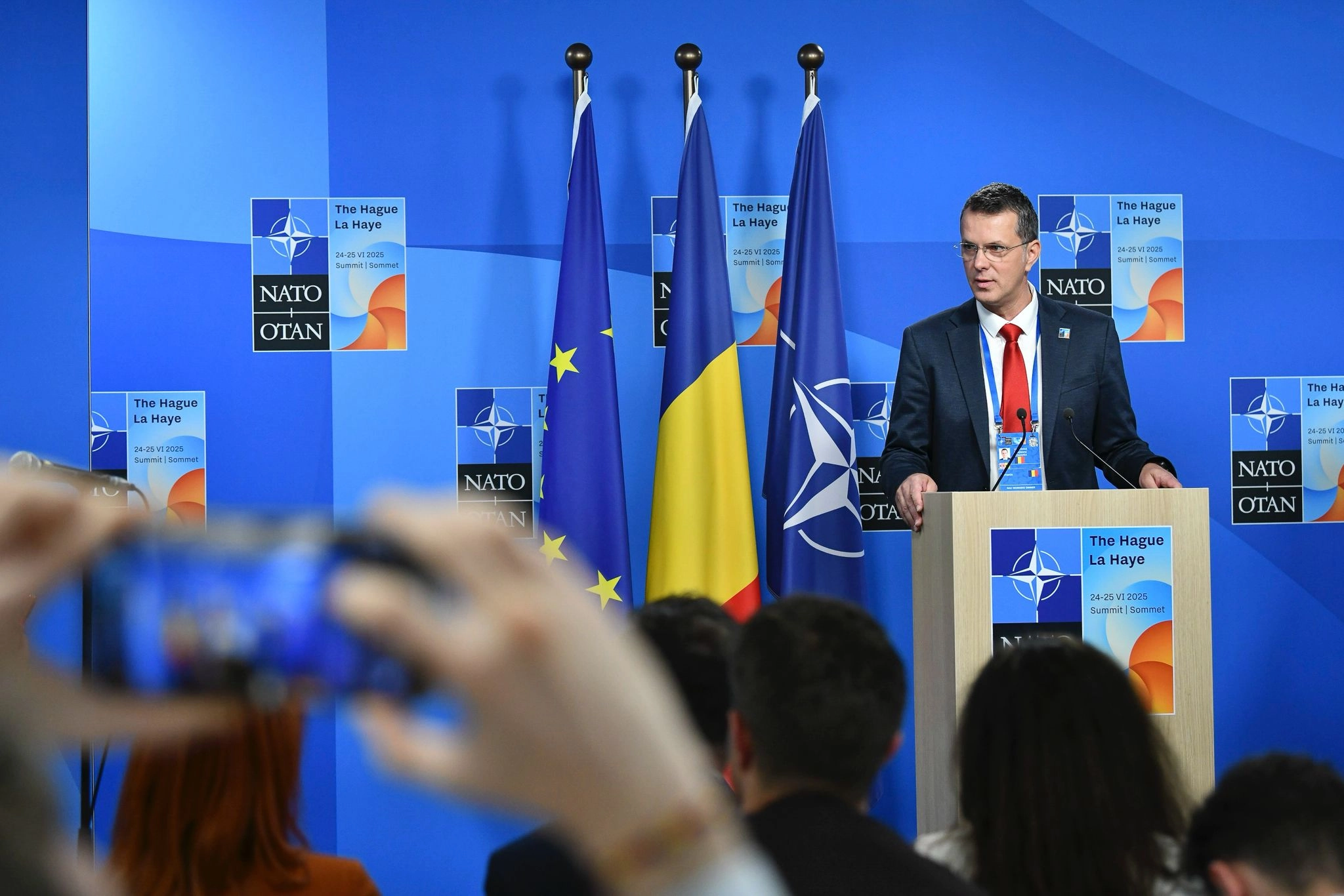 Ministrul Apărării, întâlnire cu președintele Consiliului Parlamentar al NATO: teme cheie pentru securitatea regională