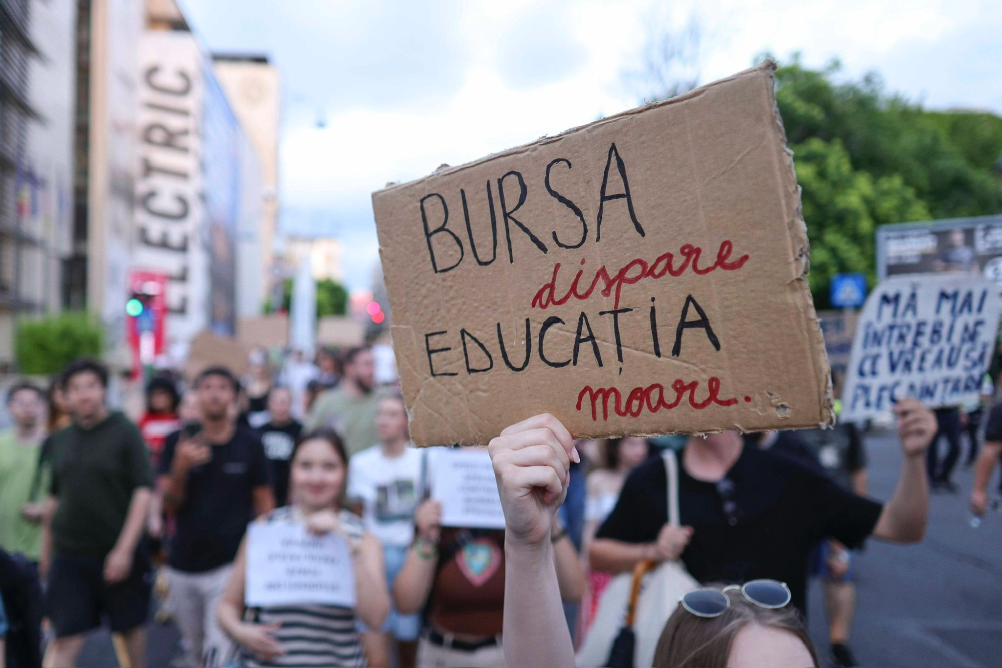Studenții se alătură protestelor din Educație: Lista revendicărilor ANOSR