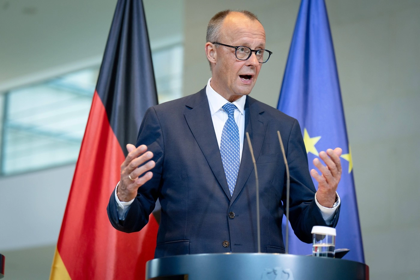 Cancelarul german prezintă o ipoteză șocantă: 'Nu suntem în război cu Rusia, dar nici nu mai suntem în pace'