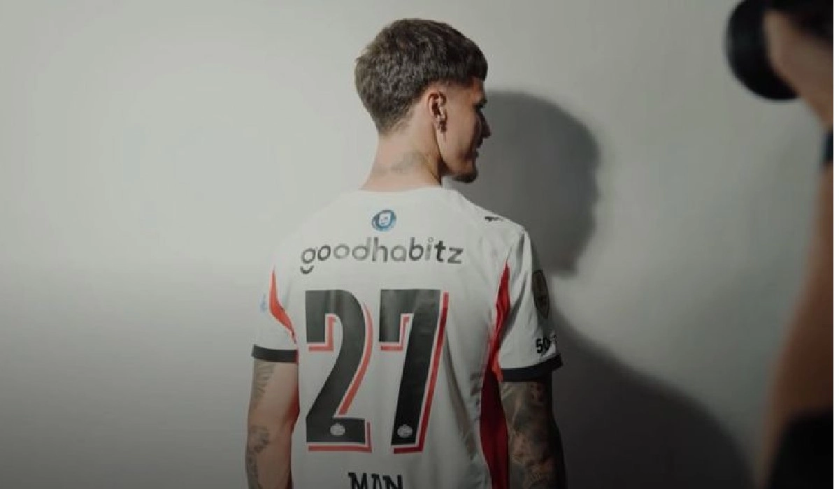 Dennis Man înscrie primul său gol pentru PSV Eindhoven în campionatul Olandei