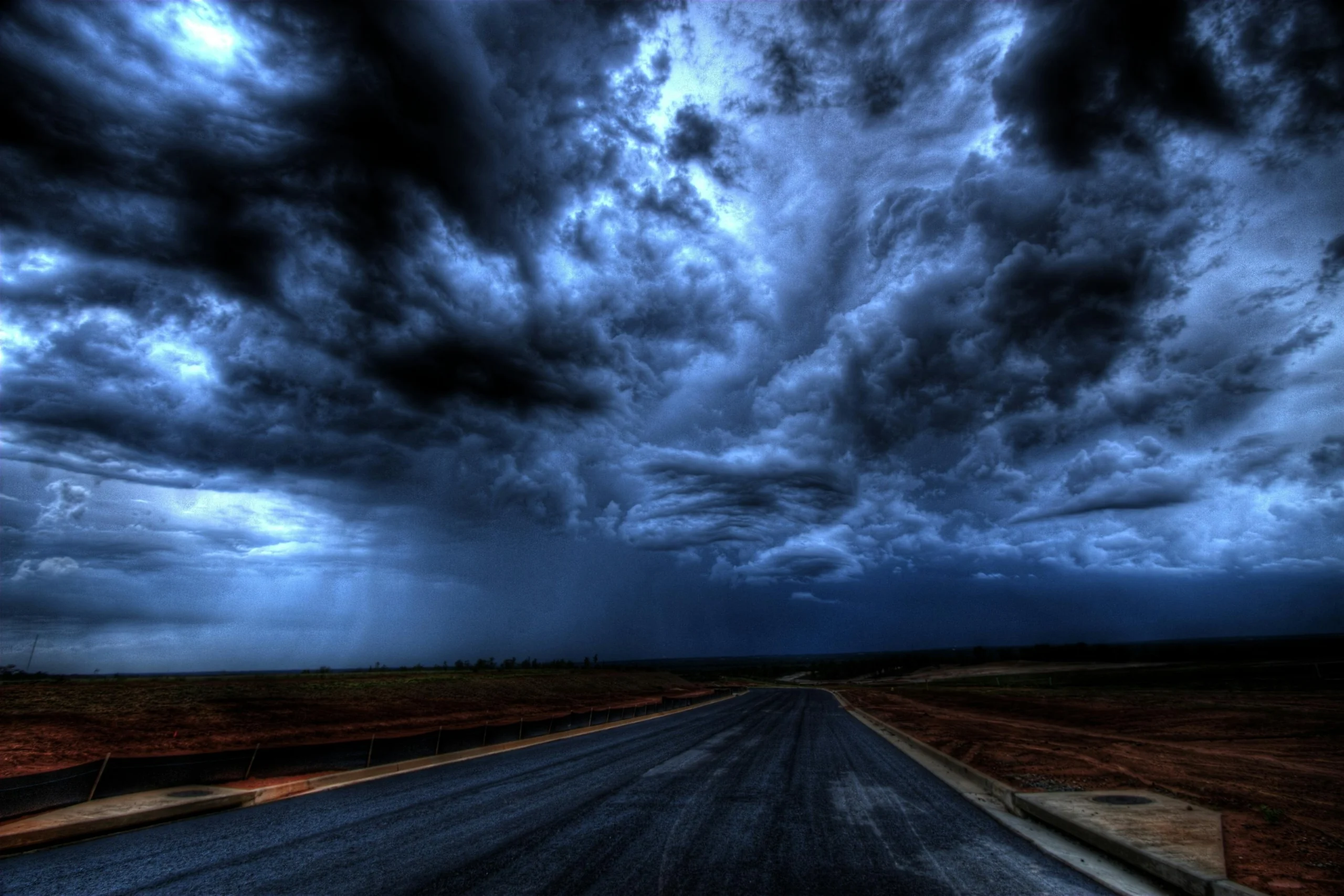 Alerta meteo: Cod galben de furtuni violente în unele județe din țară