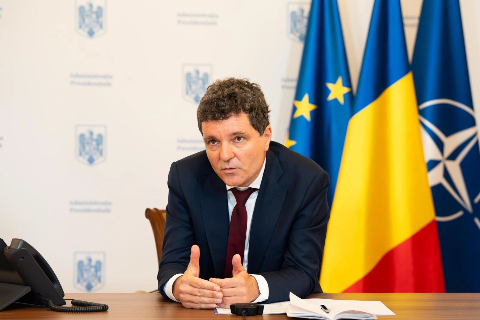 La Cotroceni e ceva în aer: Nicușor Dan amintește de Klaus Iohannis și explică cum dorește să promoveze vacanțele