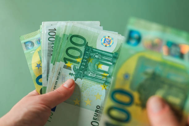 Oportunitate pentru români: țara din Europa unde salariile ajung la 8.000 de euro pe lună și se oferă chiar și cazare gratuită