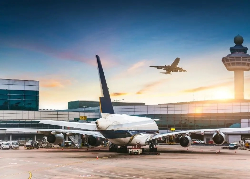 Aeroporturile europene se grăbesc să repare sistemele de check-in după un atac cibernetic major