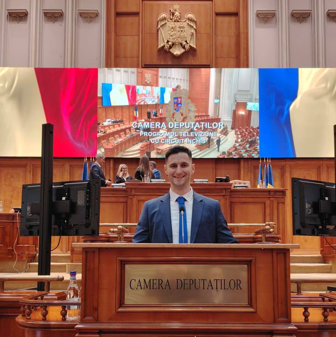 Deputatul Gheorghe-Petru Pîclișan, mesaj la început de an universitar: „Educația nu este un moft, este singura cale spre dezvoltare”