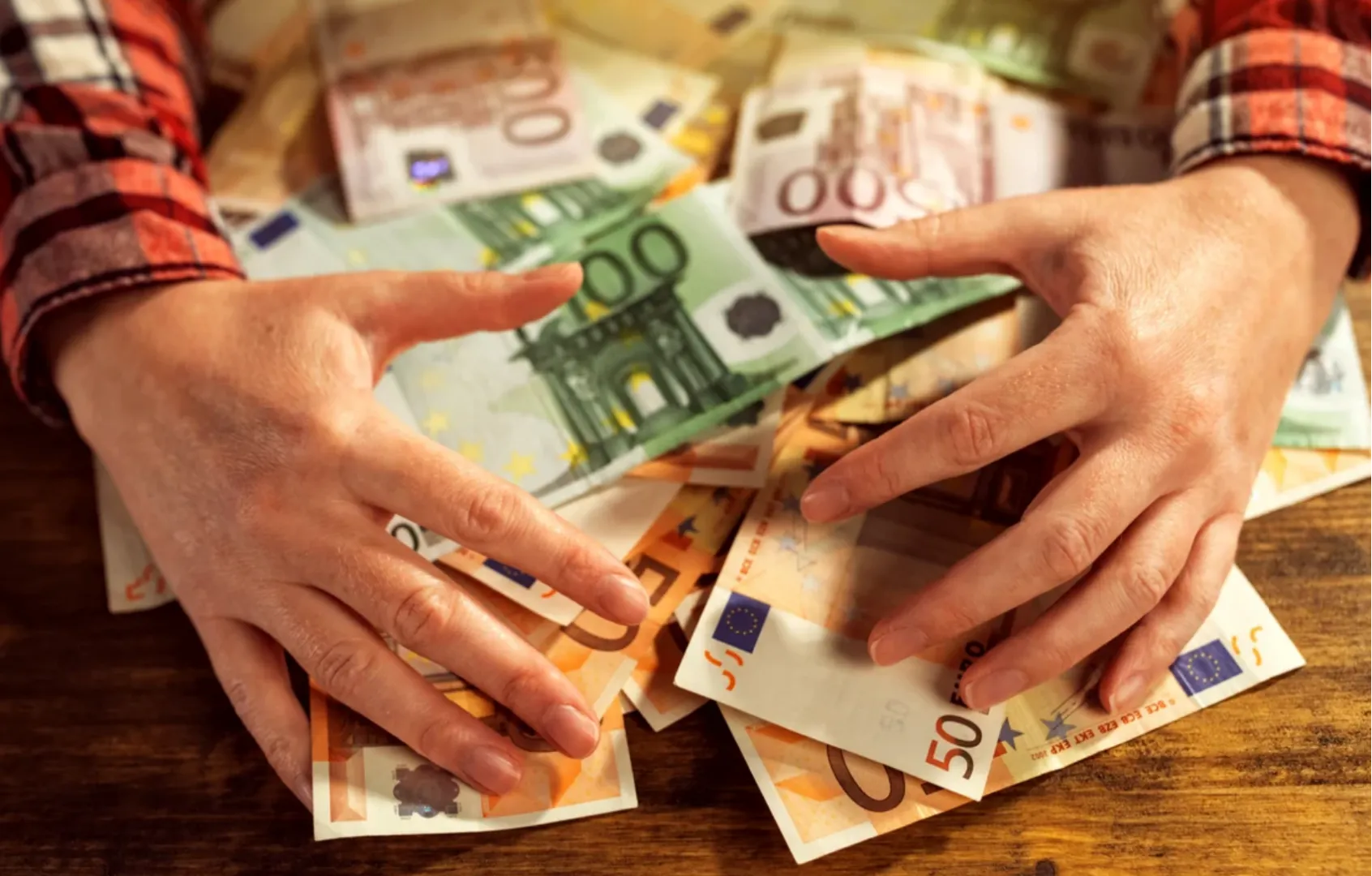 Un afacerist român a cumpărat un site de la Financial Times: 'Nu este un simplu business'