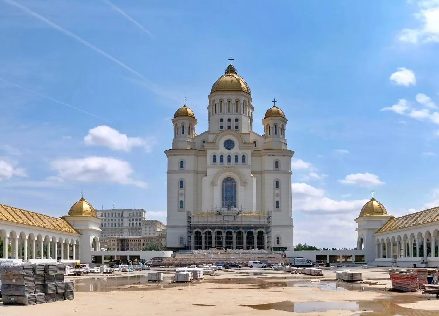 EXCLUSIV În Catedrala Națională au fost instalate POS-uri pentru cei care vor să doneze bani