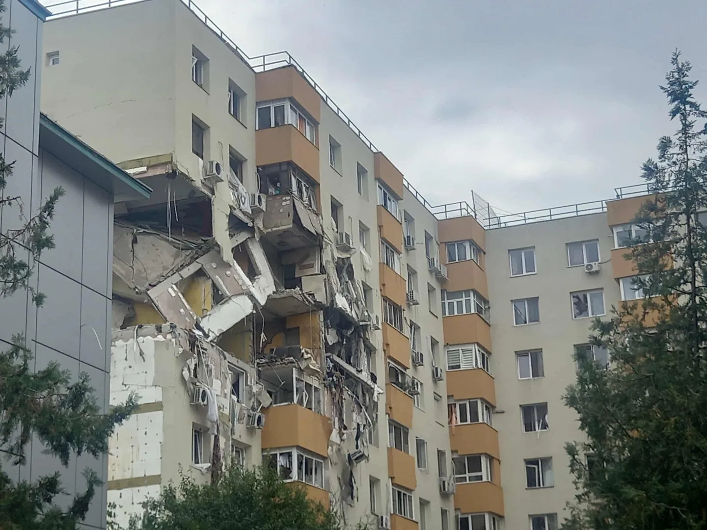 Efectul exploziei din Rahova: Proprietarii au luat cu asalt agențiile de asigurări pentru locuințe