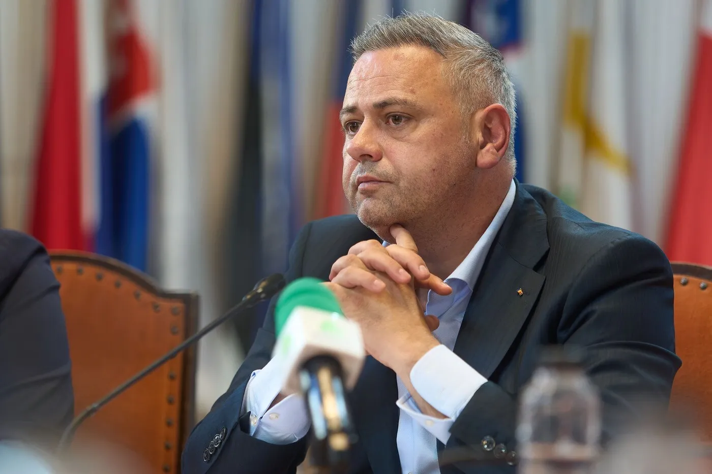 Moțiunea simplă împotriva ministrului Agriculturii se citește în Parlament