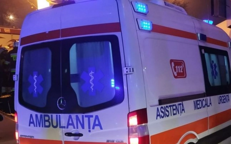 Tragedie la Vaslui: copil de 11 ani mort, mama și două surori în spital după o posibilă intoxicație cu ciuperci
