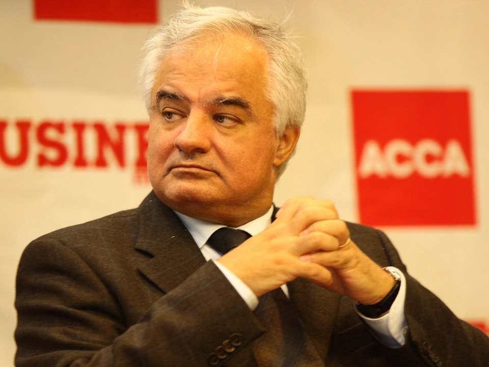 Eugen Rădulescu (BNR) intervine în scandalul pensiilor speciale: 'Nu există țară pe fața Pământului unde judecătorii ies la pensie la 47 de ani' / Ce se întâmplă dacă CCR nu le taie