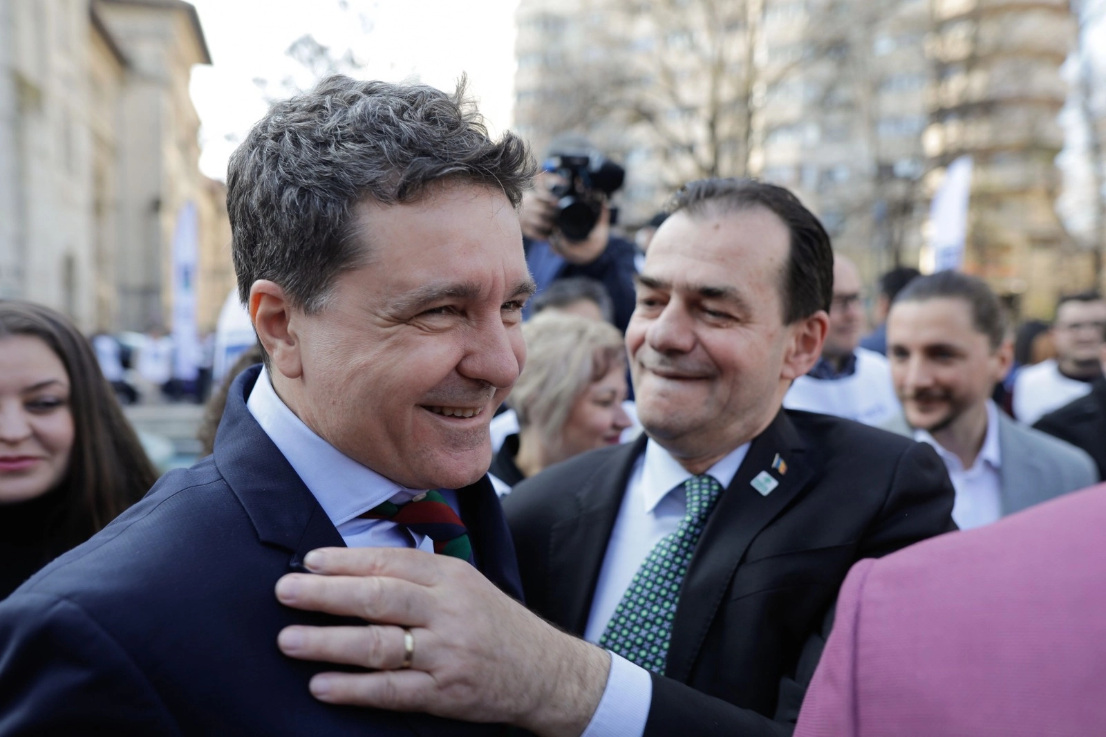 Ludovic Orban, piesa-cheie în strategia lui Nicușor Dan pentru Primăria Capitalei? Analist: 'Va încerca să aibă un cuvânt de spus, poate chiar să influențeze susținerea unui candidat comun'