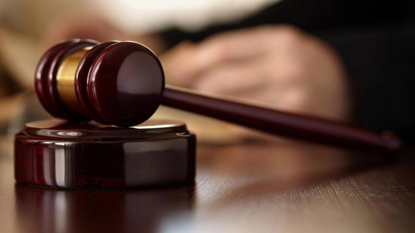 Adolecent de 16 ani, trimis în judecată după moartea unui copil de 12 ani. Ce s-a întâmplat