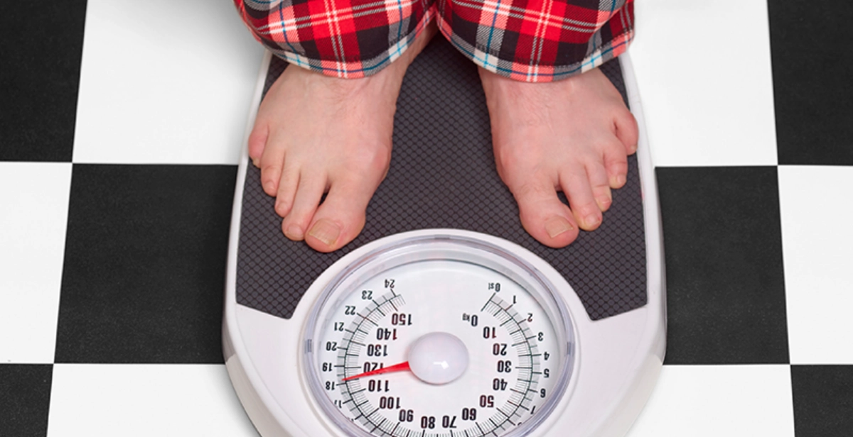 Kilogramele în plus afectează genunchii, coloana vertebrală şi chiar şi gleznele