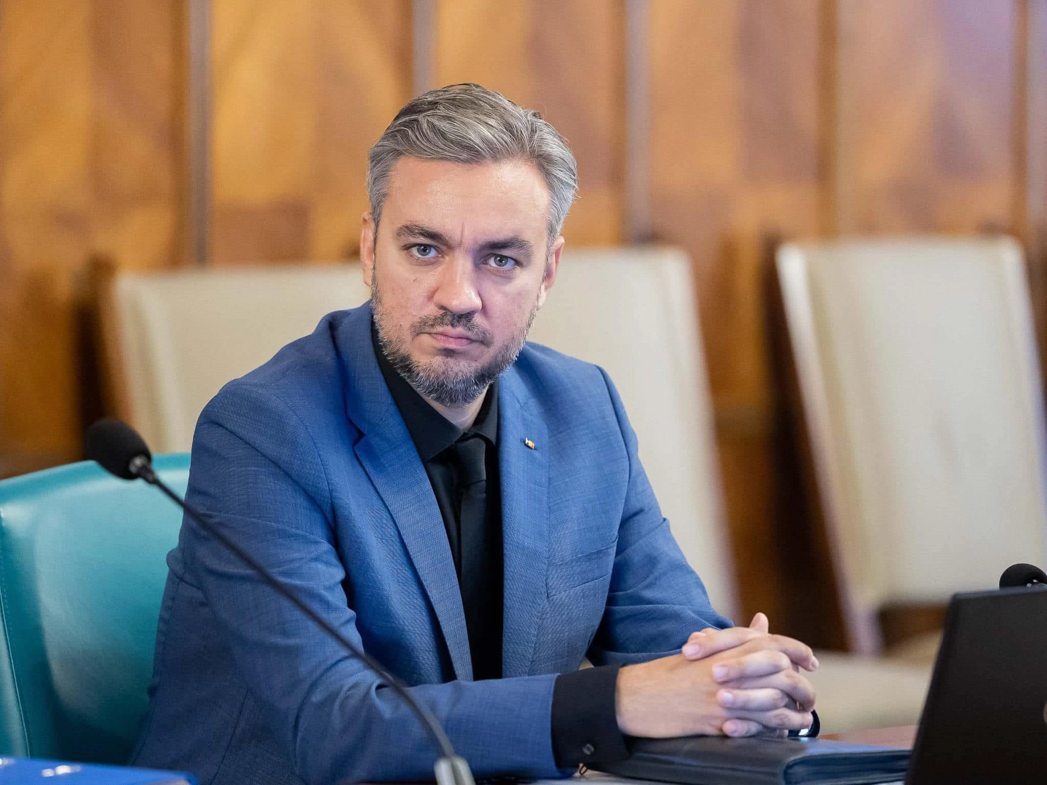 Președintele ANRE a izbucnit după ce a văzut nebunia de pe piață, cu blackout-uri și facturi triplate, și cere 'puțină ordine': 'Toate mesajele sunt apocaliptice'