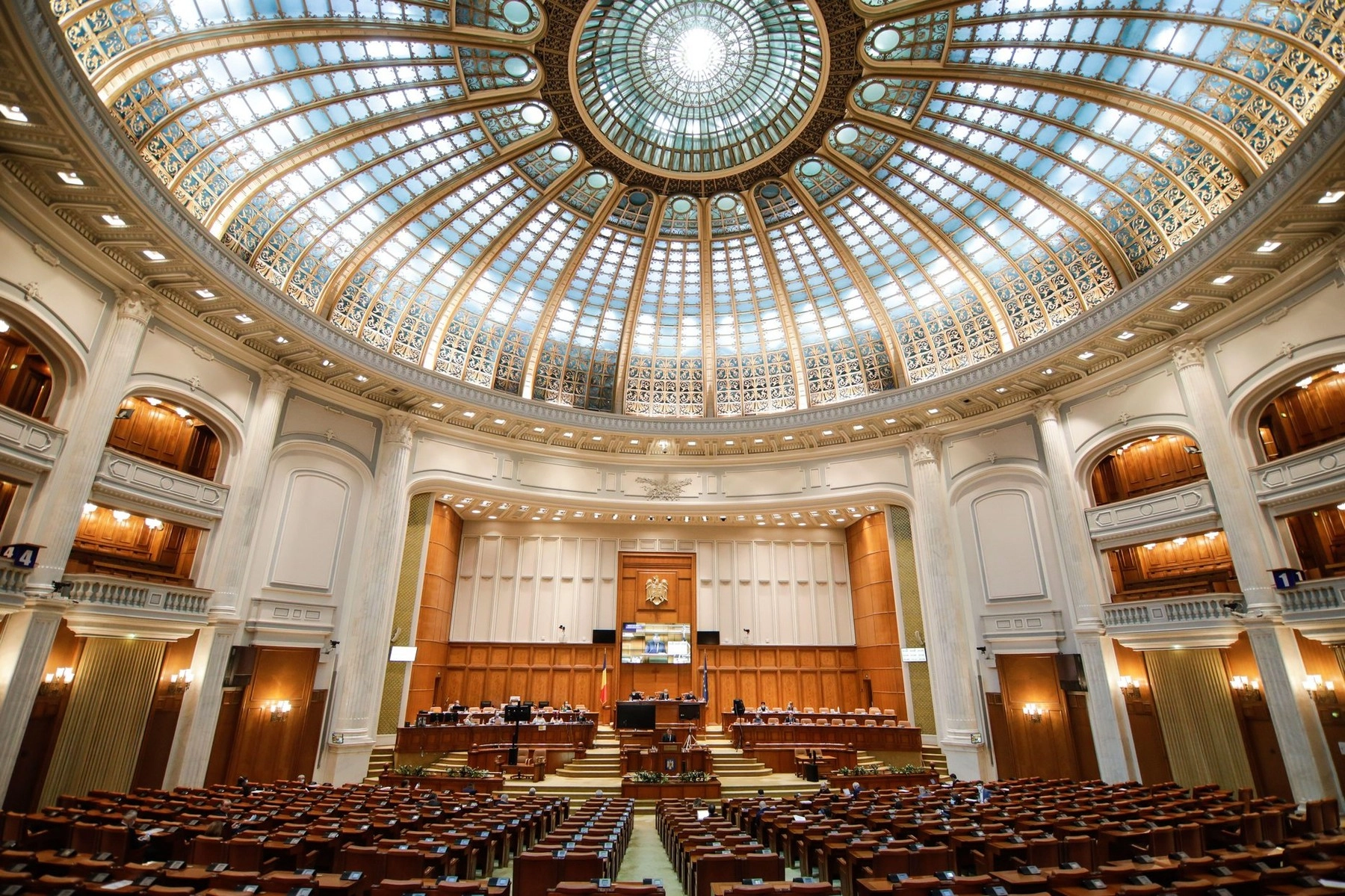 Camera Deputaților respinge proiectul USR de reducere a viceprimarilor: 'Semnal de inconsecvență și risipă'