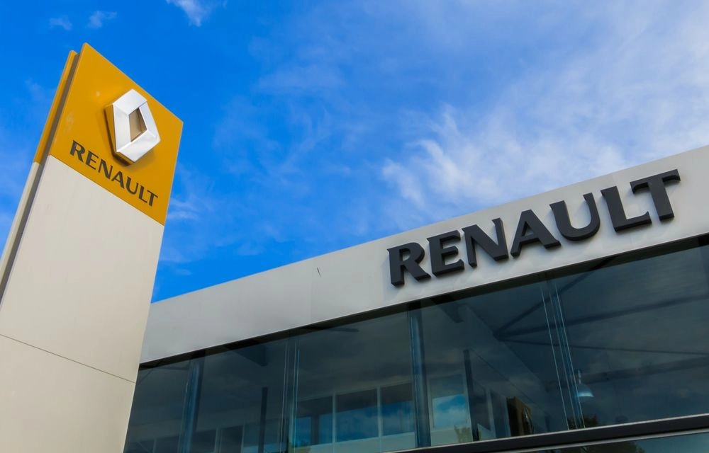 Renault pregătește concedieri masive! Noul director general analizează eliminarea a 3.000 de posturi