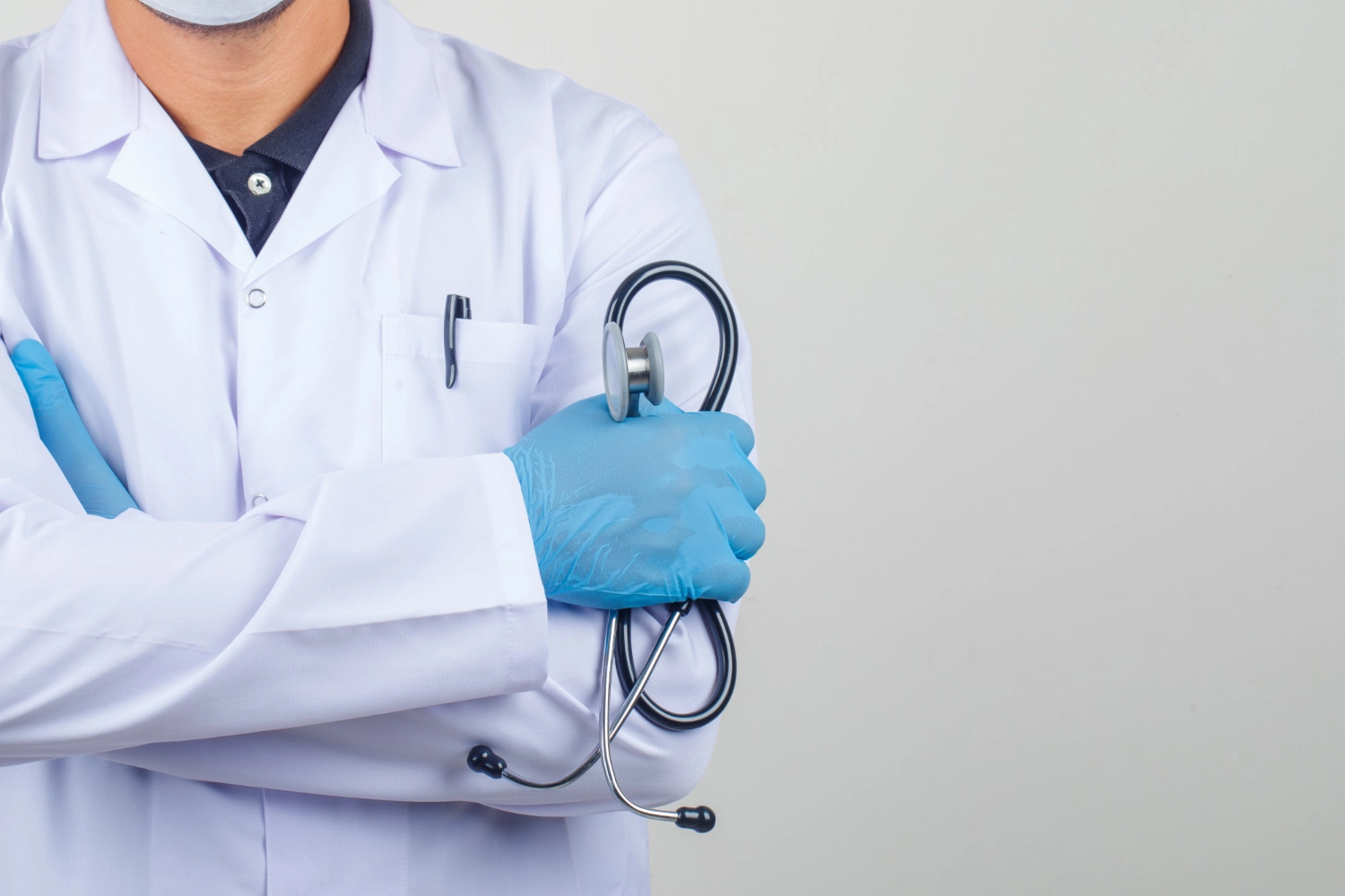 Scandalul gărzilor din spitale – Sindicaliștii acuză durata inumană și remunerația rămasă în urmă