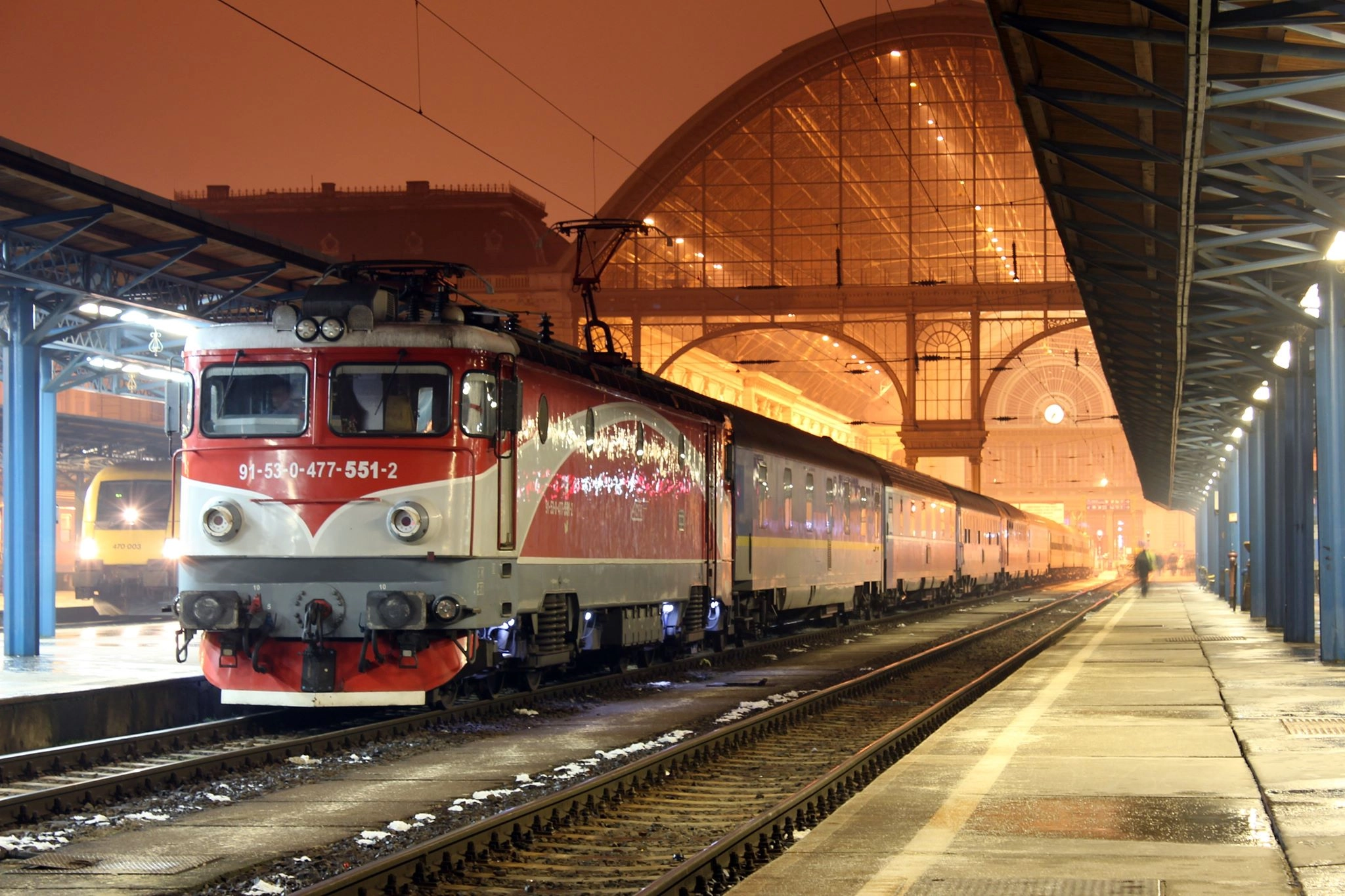 Biletele de tren se scumpesc odată cu noul mers