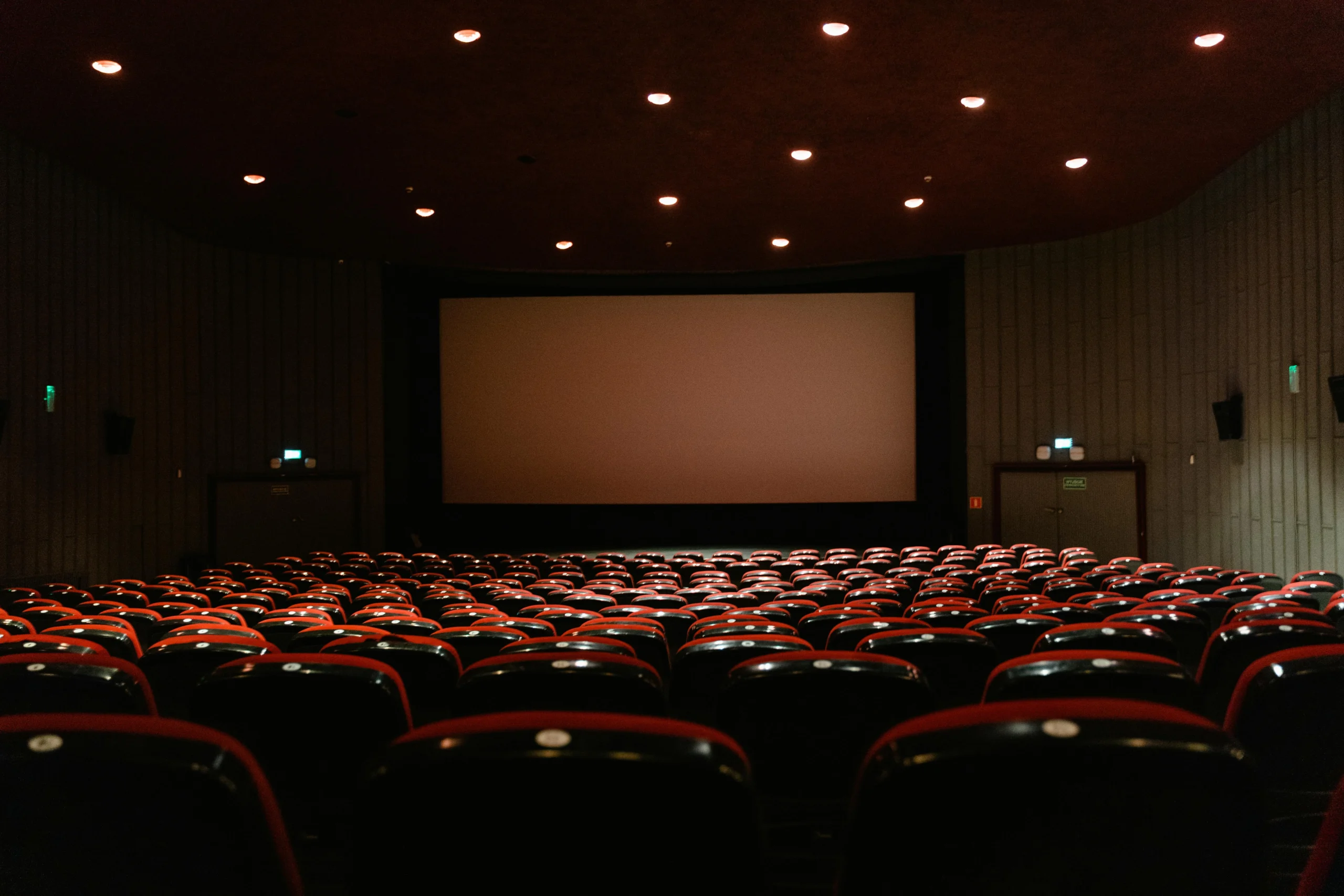 Premieră cu spectacolul "Motanul încălţat" – pe 22 noiembrie, la Teatrul "Ion Creangă"