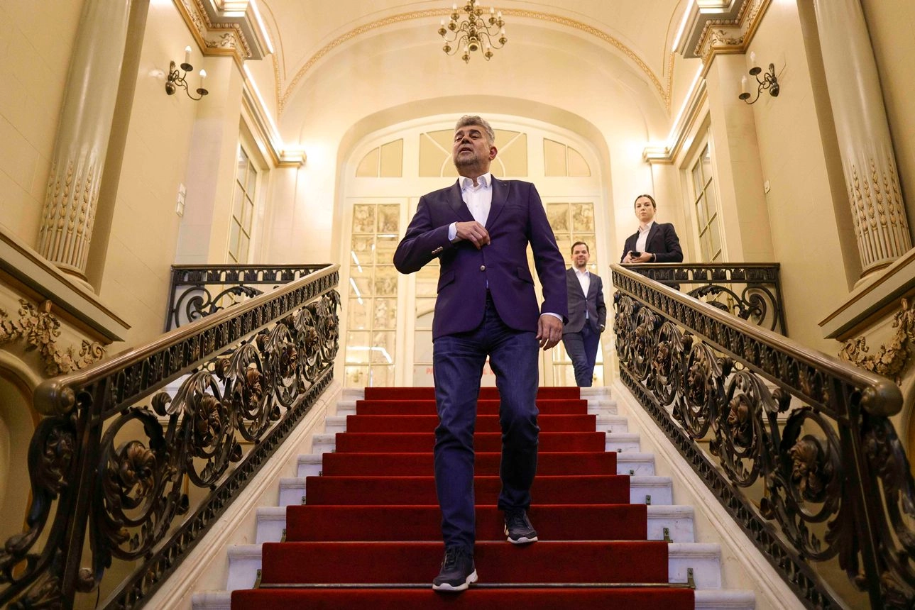 VIDEO Marcel Ciolacu revine pe TikTok: M-am întors! Eram 'șeful la ciuma roșie' și dușmanul numărul unu al poporului