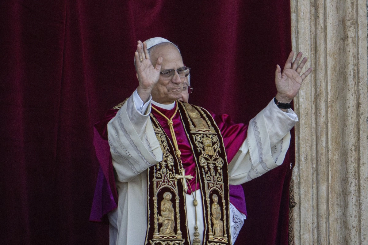 Papa Leon al XIV-lea l-a primit pe actorul Robert De Niro la Vatican