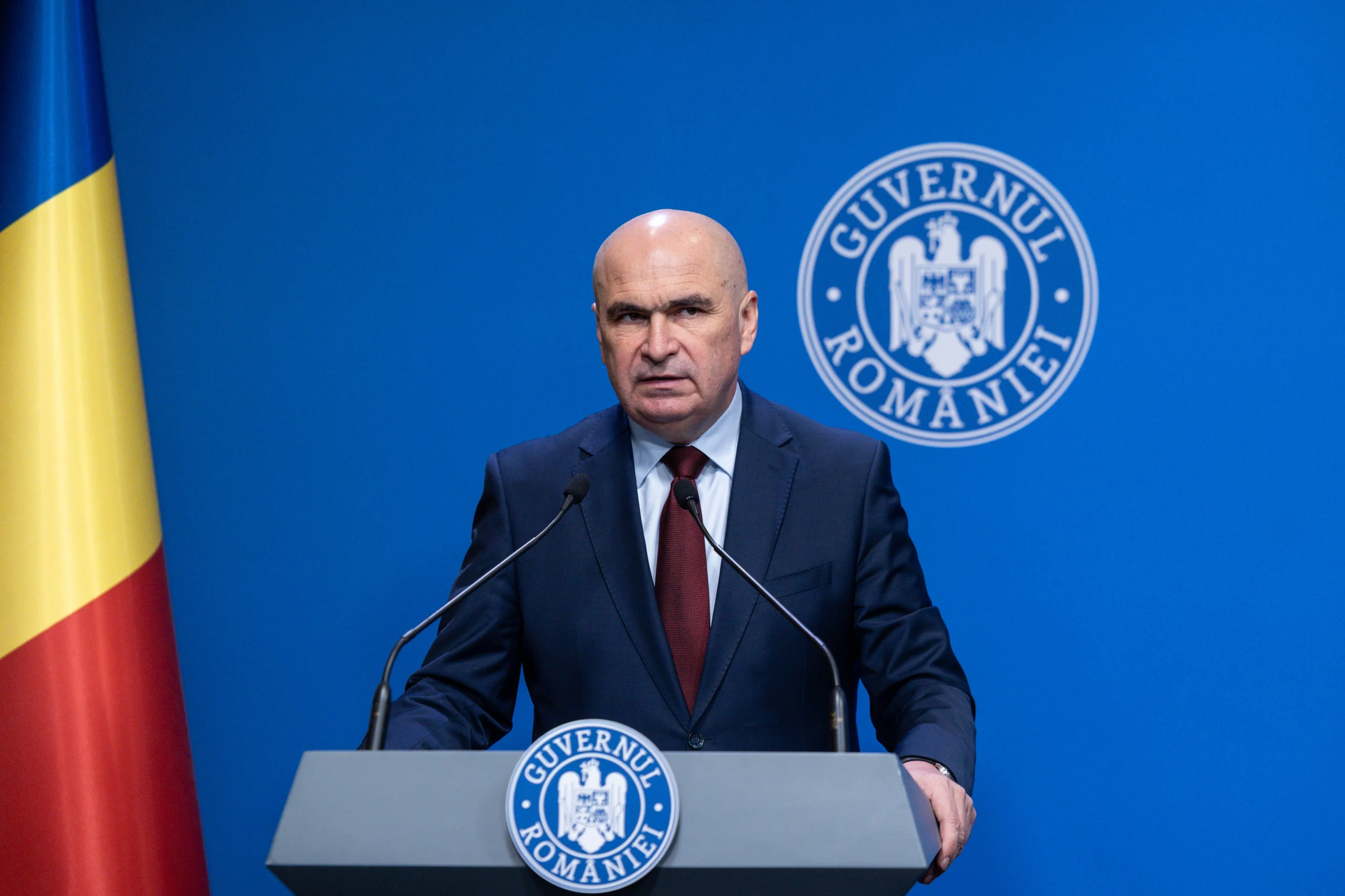 VIDEO Concedierile bat la ușă, nimeni nu va mai scăpa din 2026: Ilie Bolojan anunță că și MAI, Sănătatea și Educația au intrat pe "lista neagră"