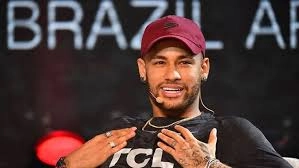 Neymar s-a înfuriat pe arbitru şi pe antrenor. Este acuzat că grăbeşte retrogradarea echipei Santos
