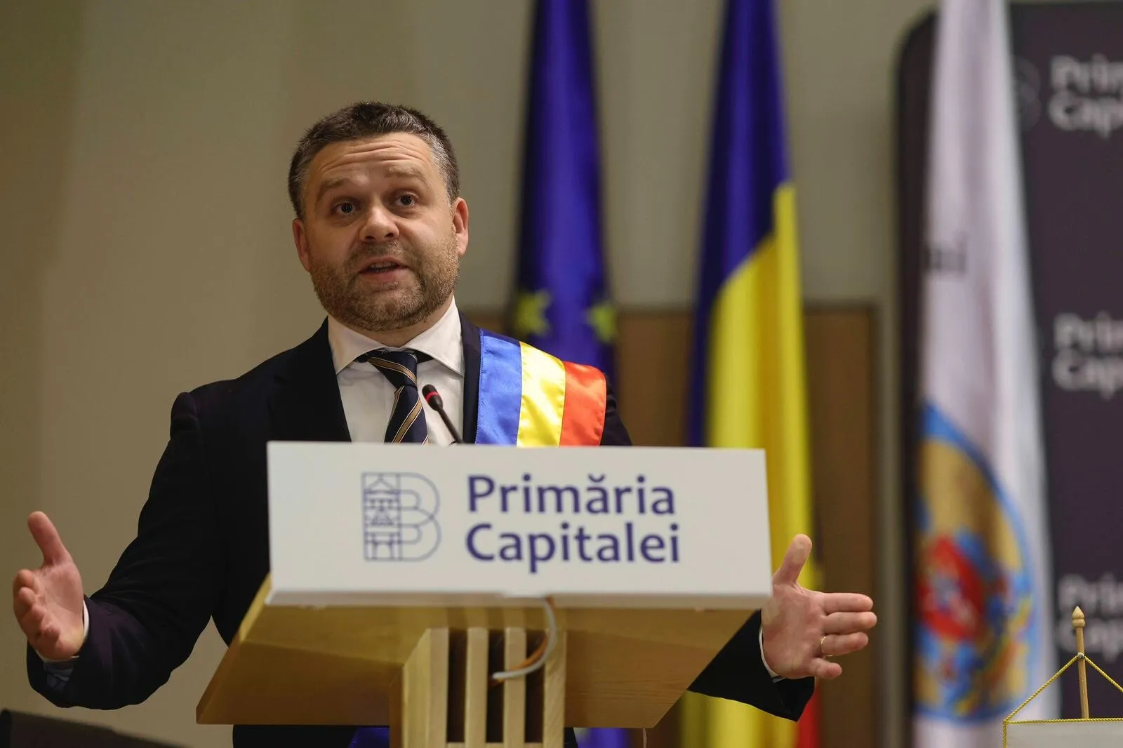 Ciprian Ciucu intervine după ce mai mulți primari au anunțat că vor să interzică păcănelele: 'Poate le mutăm'