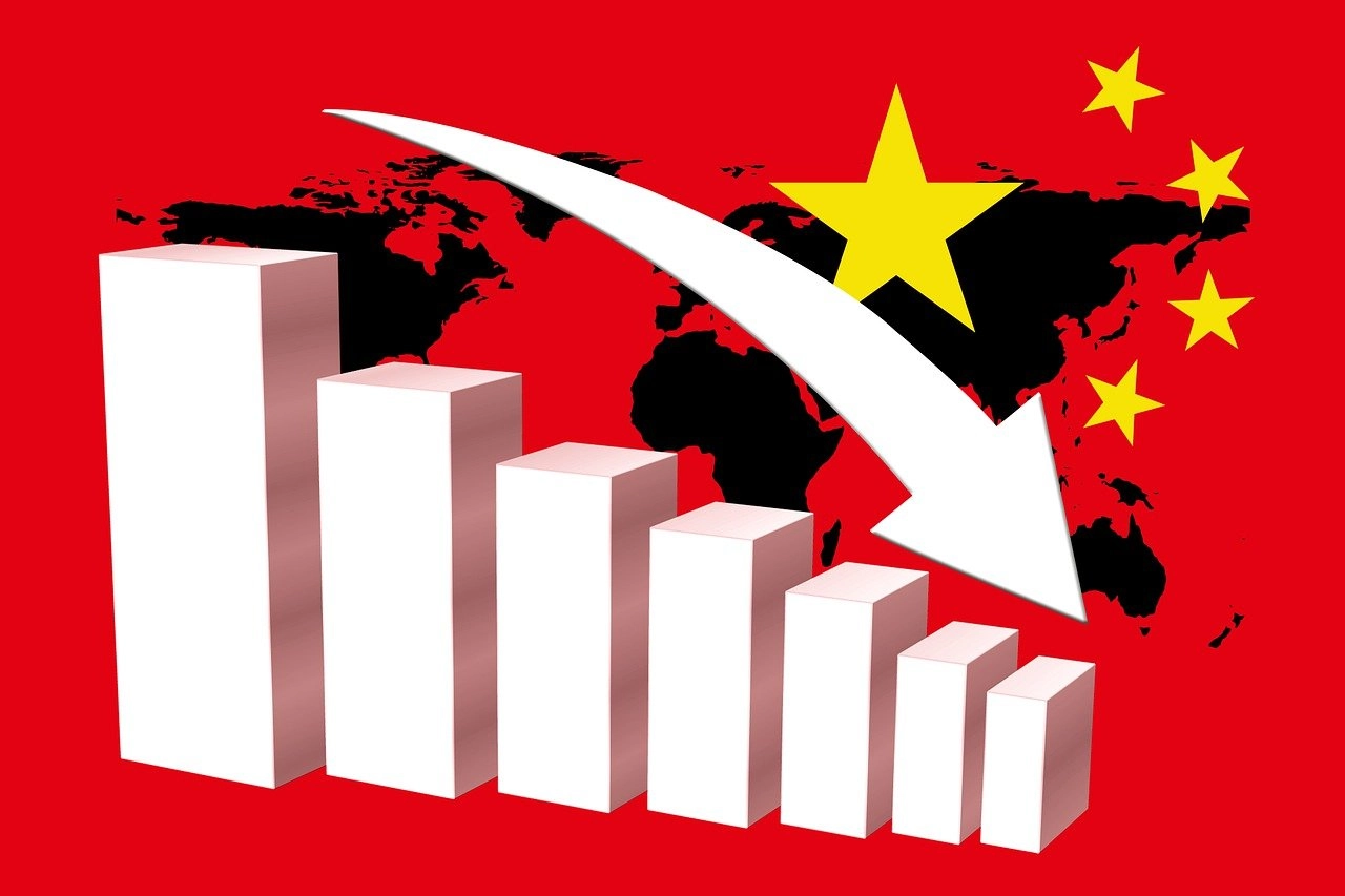 Vânzările de mașini de lux scad în China, pe fondul încetinirii economiei