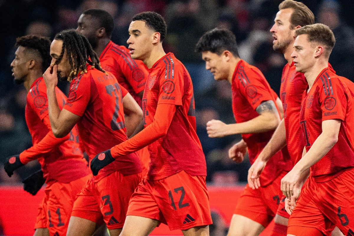 Bayern Munchen, campioana en-titre şi liderul la zi din Bundesliga, a învins-o categoric pe Borussia Moenchengladbach, în primul meci al etapei a 25-a
