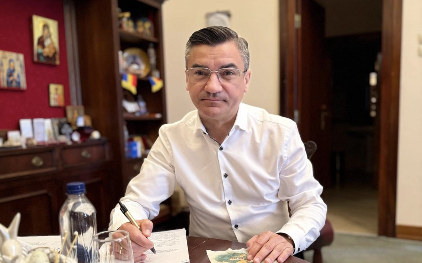 Scandalul din PNL escaladează – Chirica îi răspunde lui Muraru: „Eu am contribuit ca dumneavoastră să fiţi deputat şi nu invers”