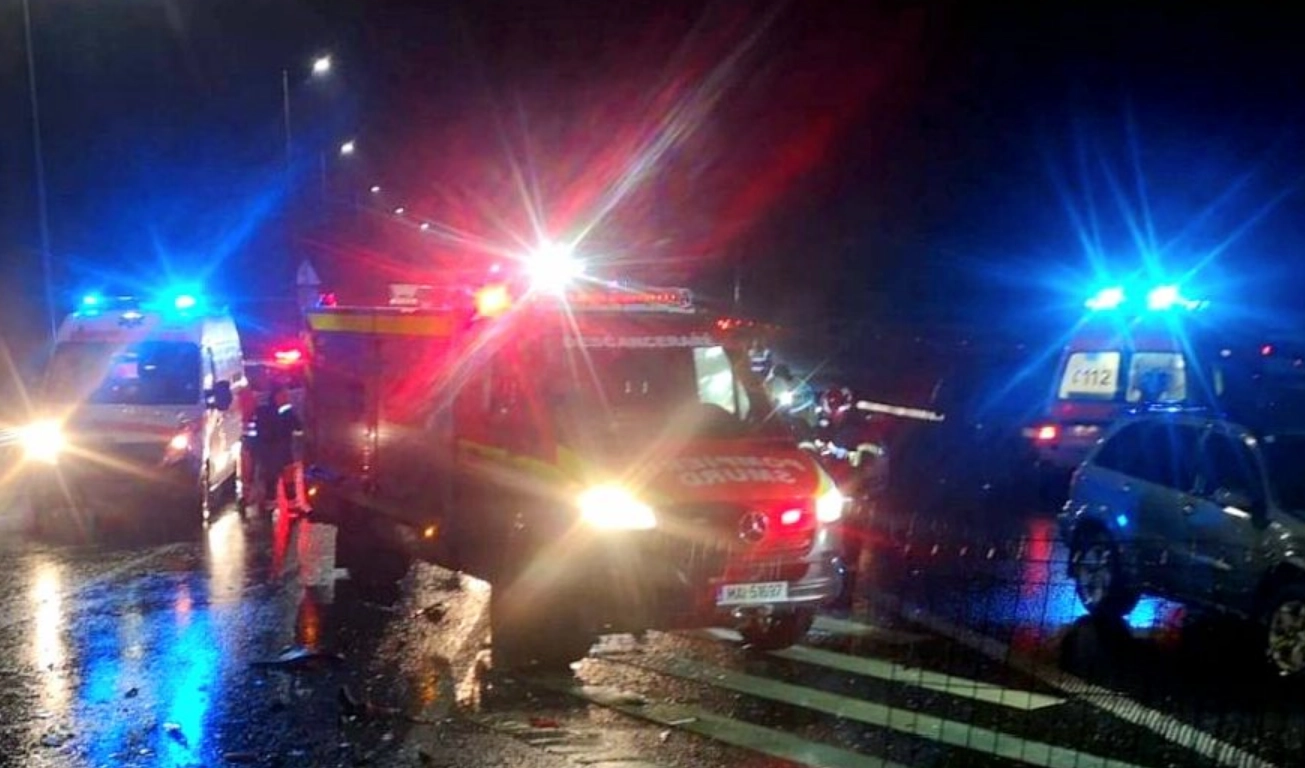 Accident într-o localitate din Mureș: Bărbat în stare gravă la spital, după ce s-a răsturnat cu mașina