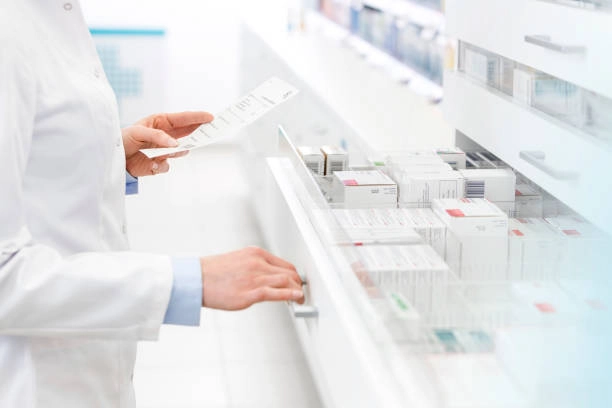 Românii se vor confrunta cu rafturi goale la farmacie. Ministrul Sănătății: 'Nu din cauză legislativă sau a fondurilor '
