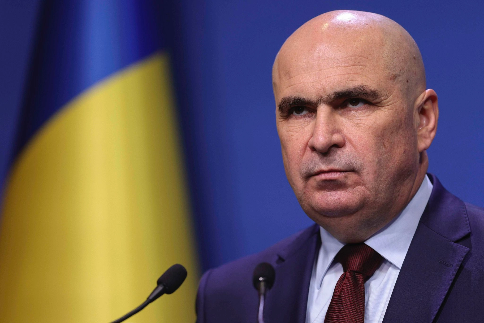VIDEO Premierul Bolojan, prima reacție la operațiunea SUA din Venezuela: Nu am vorbit cu Nicușor Dan. Situația e diferită de cea din Ucraina