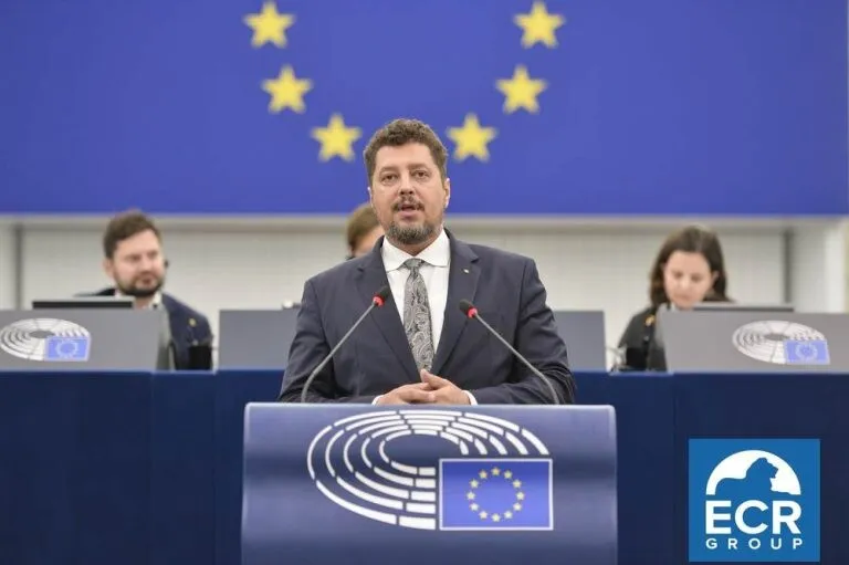VIDEO Claudiu Târziu anunță protest masiv contra Legii Vexler, de Ziua lui Eminescu, și posibilă colaborare cu AUR: E un atac prea grav la identitatea națională!