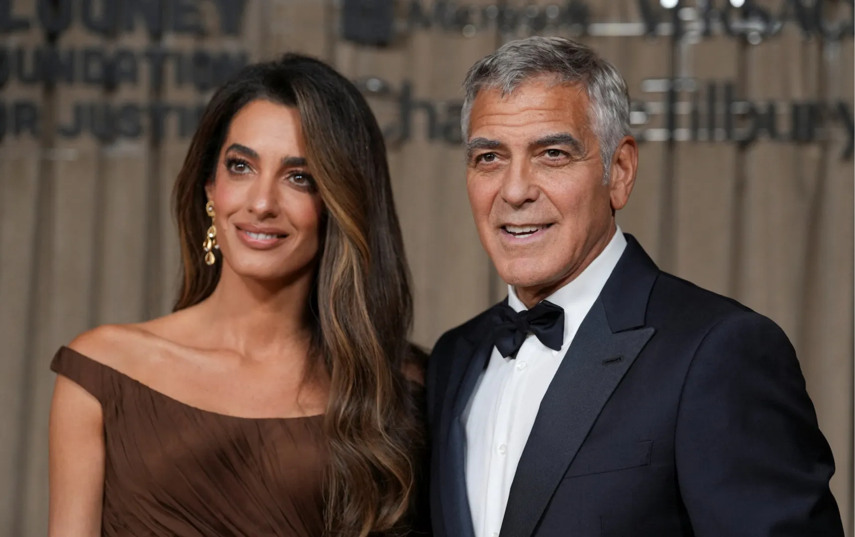 Ieșire explozivă a lui Donald Trump: familia Clooney, luată în râs, Franţa făcută praf pe tema imigraţiei