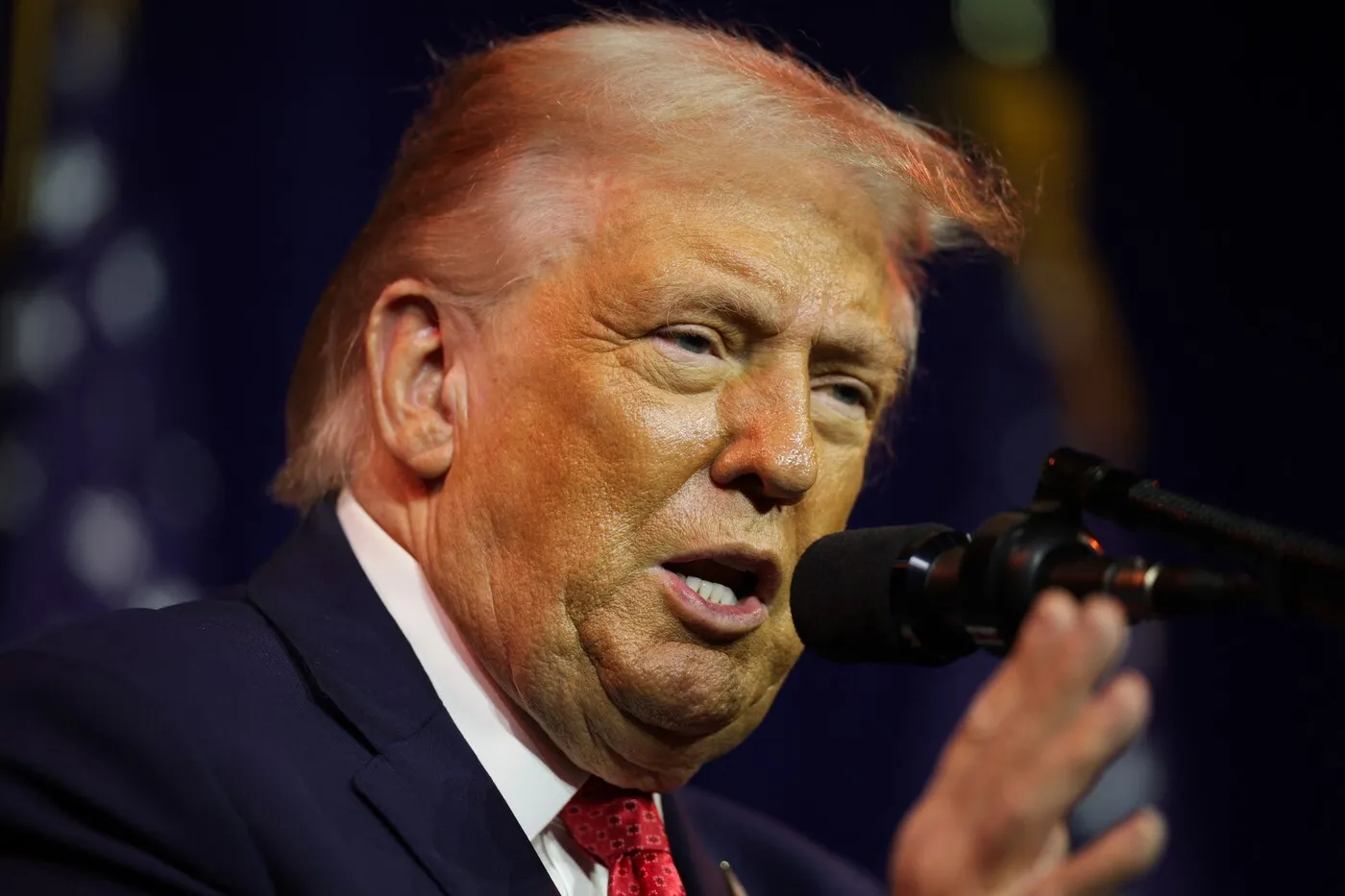 Donald Trump întârzie nominalizarea lui Kevin Warsh la conducerea Federal Reserve