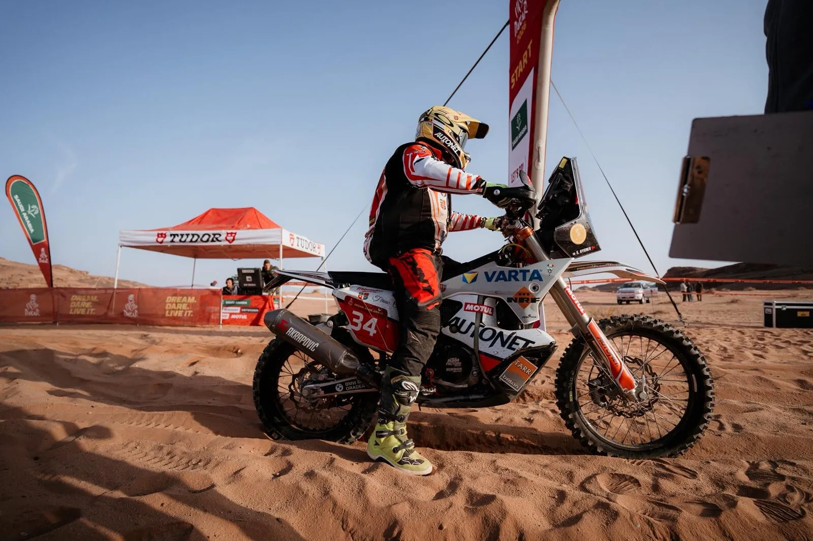 Emanuel Gyenes, pilotul român de la Autonet Motorcycle Team, este optimist în privința penultimei etape din Raliul Dakar, ediția 2026