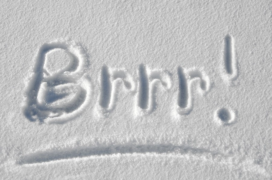 HARTĂ| Meteorologii ANM anunță un weekend greu de tot: Va fi un ger năprasnic și lovesc ninsori abundente