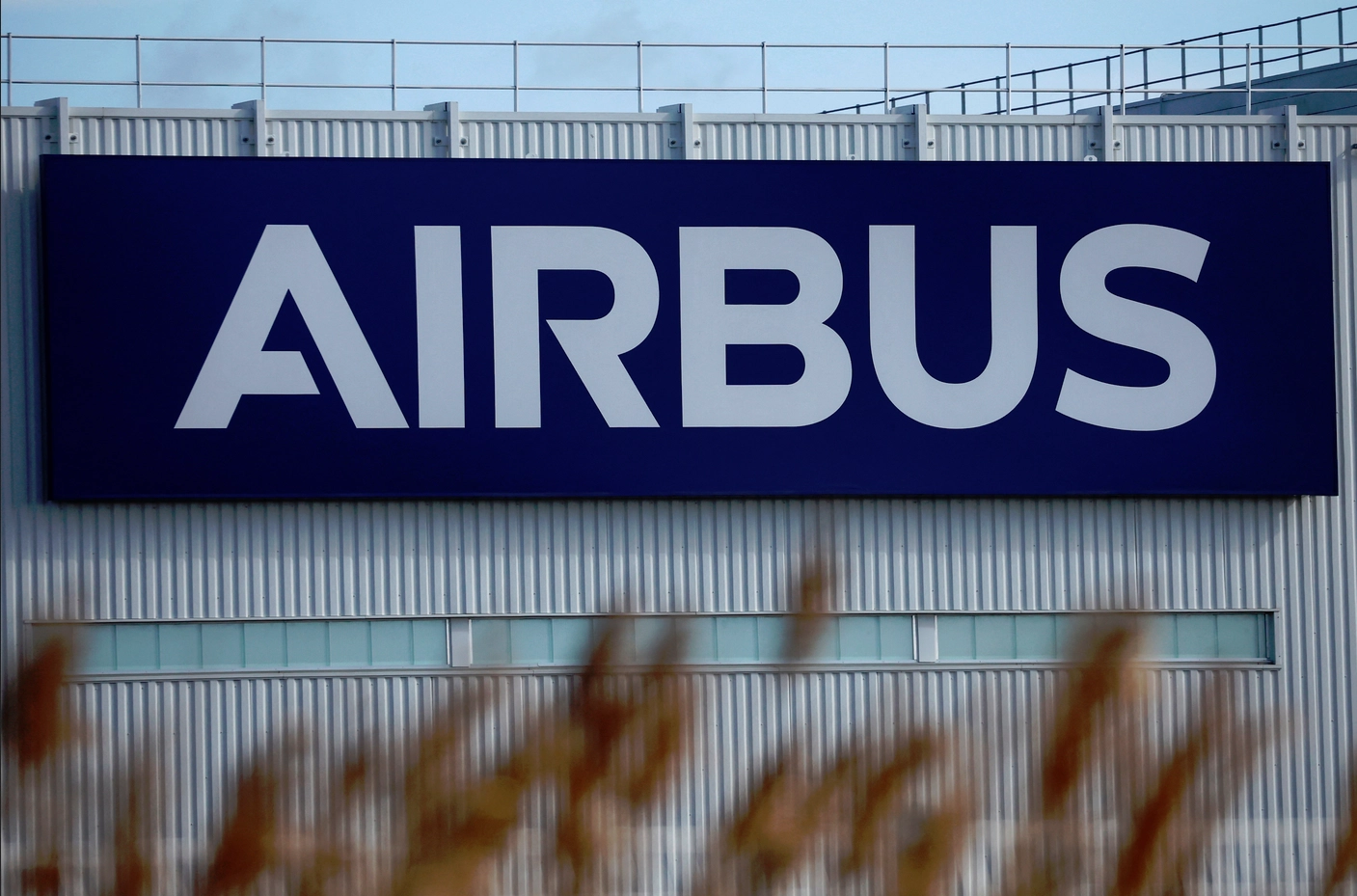 Airbus a livrat 793 de avioane în 2025, îndeplinindu-şi obiectivul revizuit
