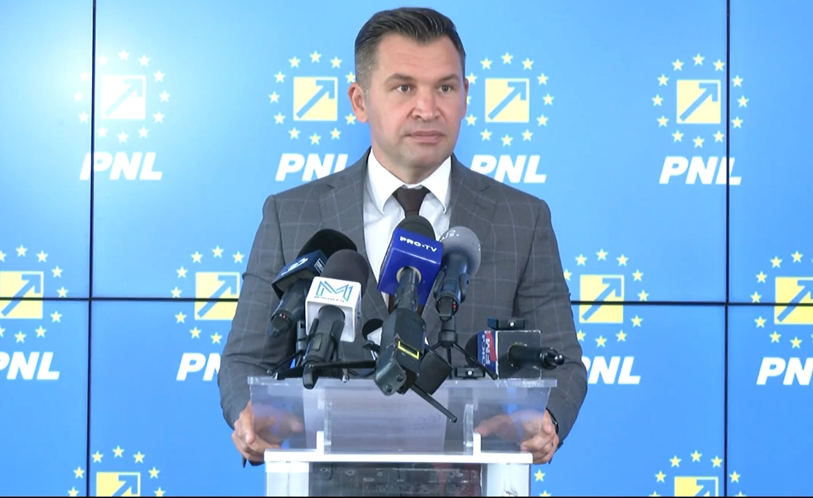 Deputatul PNL Ionuţ Stroe, reales vicepreşedinte al Partidului Popular European