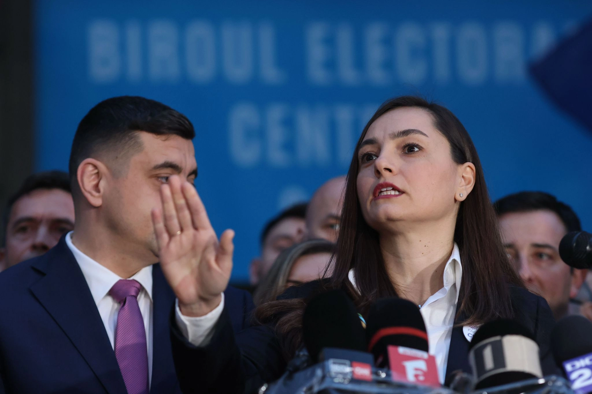 Șefa POT distruge programul SAFE pentru România: Ne facem datorii de 38 de miliarde de euro