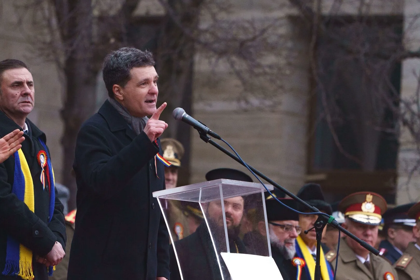 Ce au pățit cei care l-au huiduit pe Nicușor Dan de Ziua Unirii: amenzi de zeci de mii de lei și dosar penal