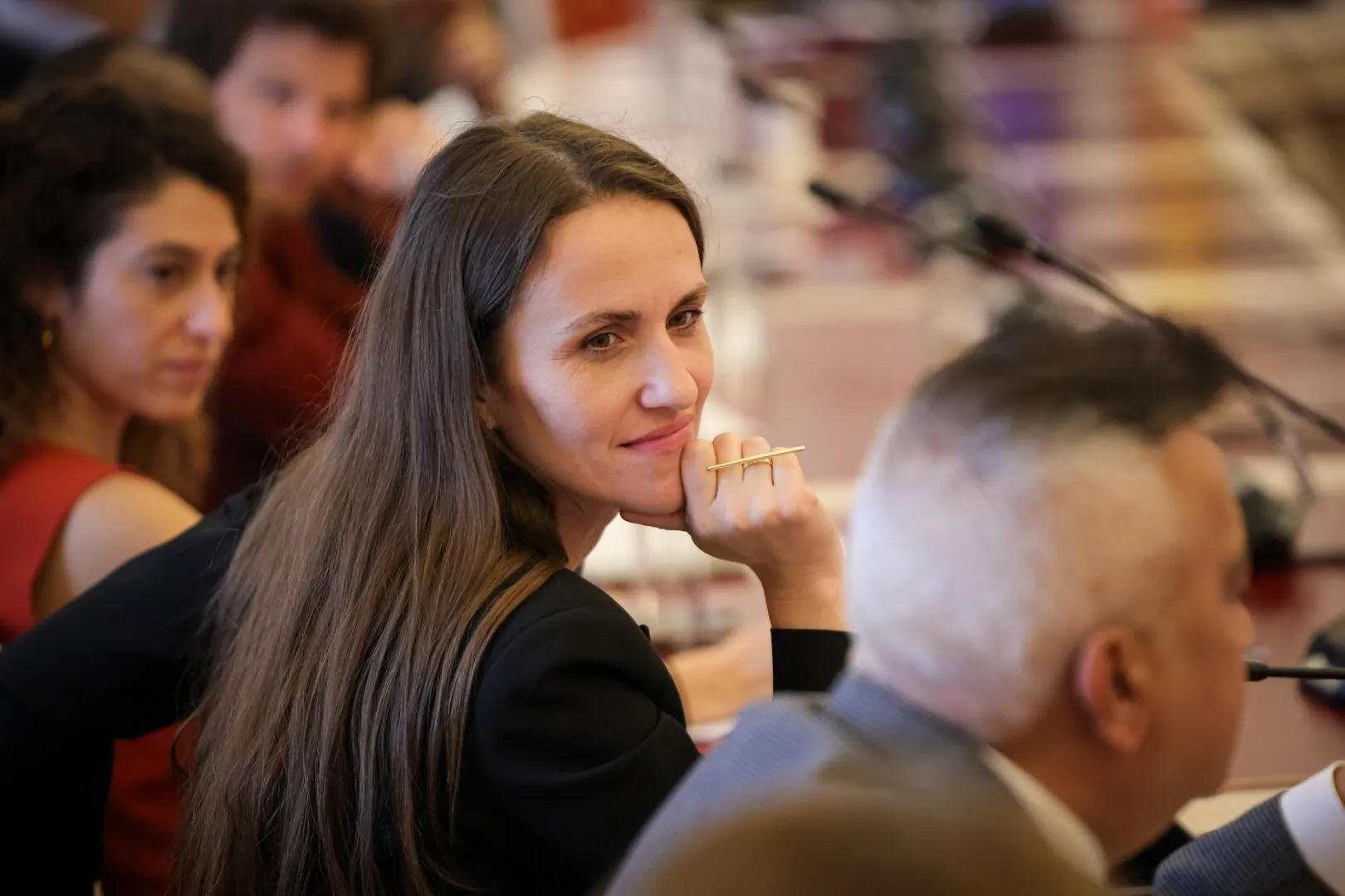 Fritz o apără pe Oana Țoiu în scandalul fiicei lui Ponta: 'Trebuie să oprim această republică a privilegiaților'