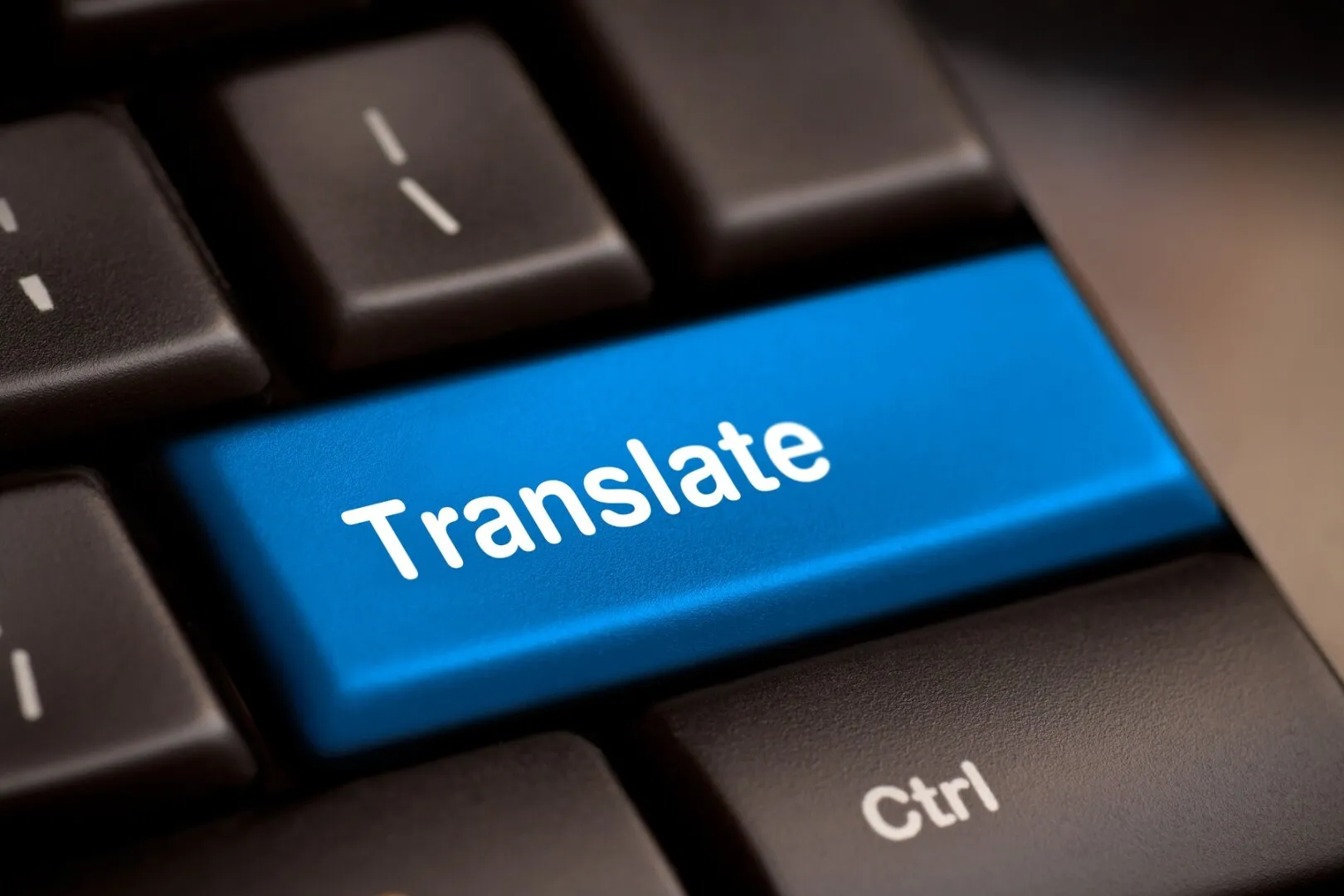 Google Translate are un nou rival: ChatGPT Translate