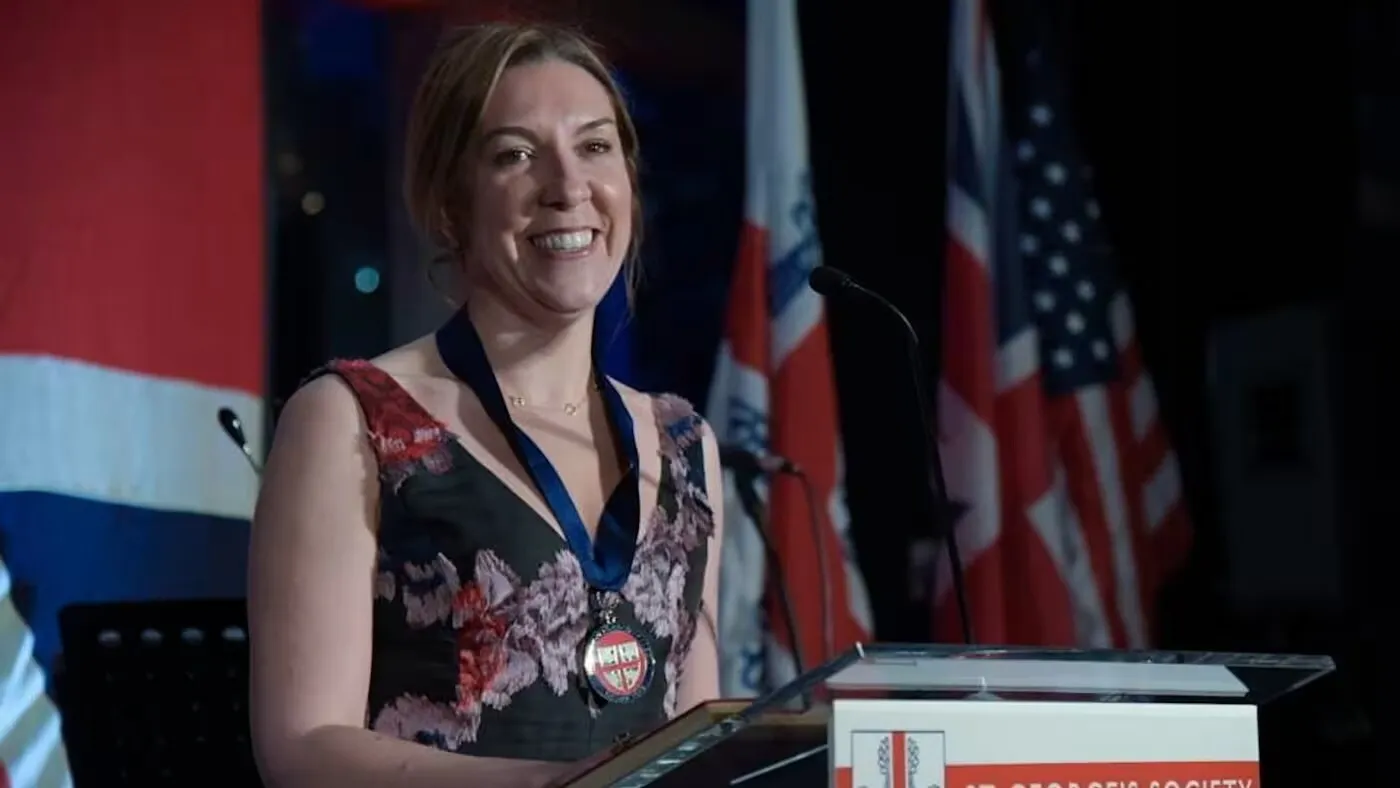 Antonia Romeo este prima femeie desemnată în funcţia de secretar general al guvernului britanic