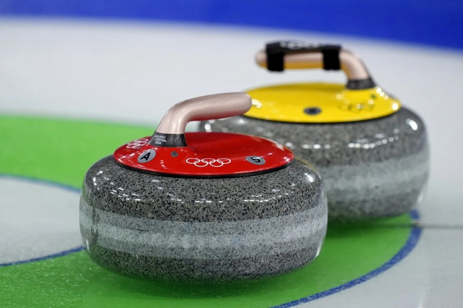 Meci încins la curling: acuzații grave de trișare între Canada și Suedia