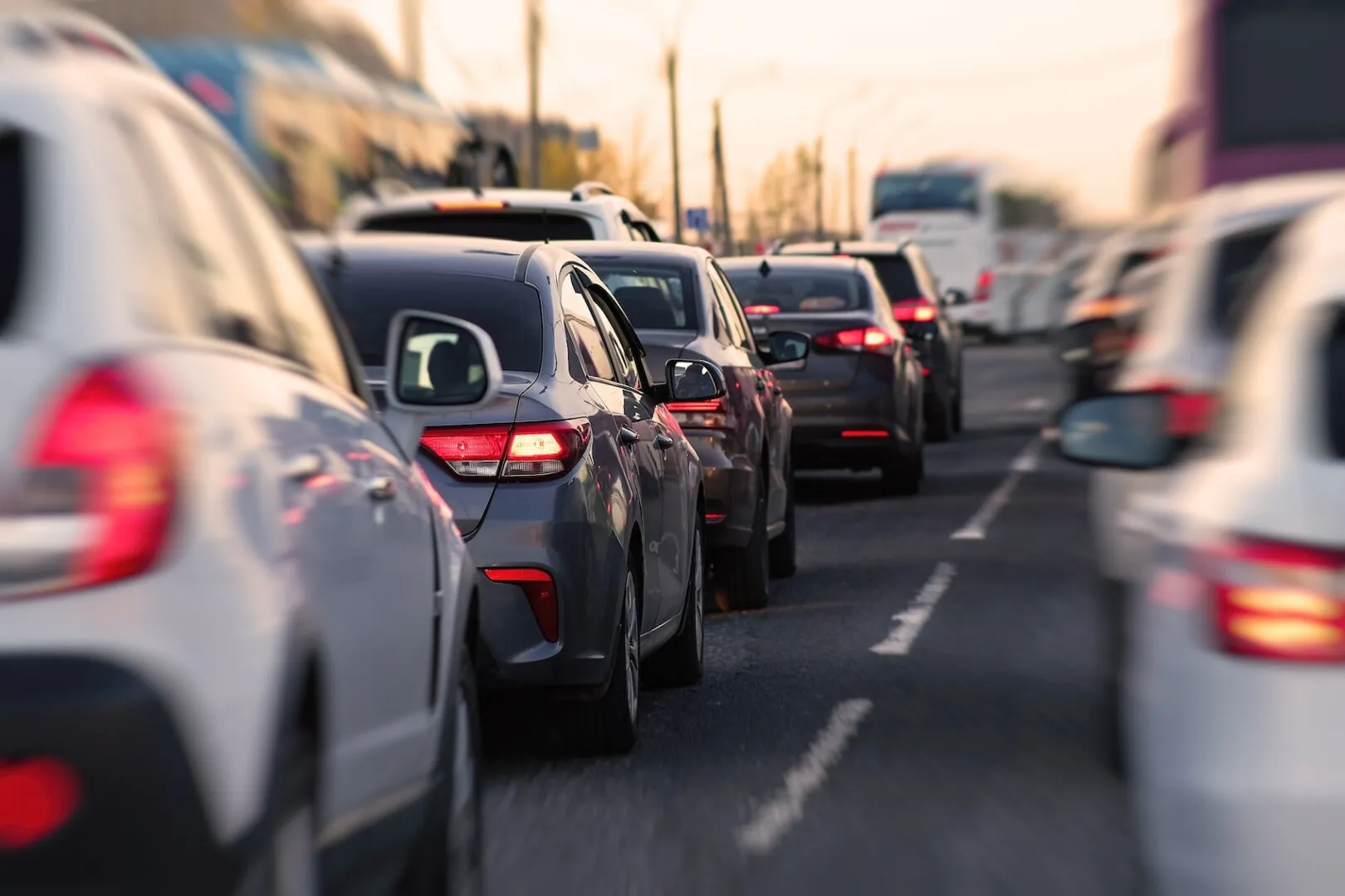 Alertă în toată Europa, inclusiv în România! Infractorii exploatează tehnologiile moderne de siguranță ale mașinilor, șoferii sunt puși în gardă