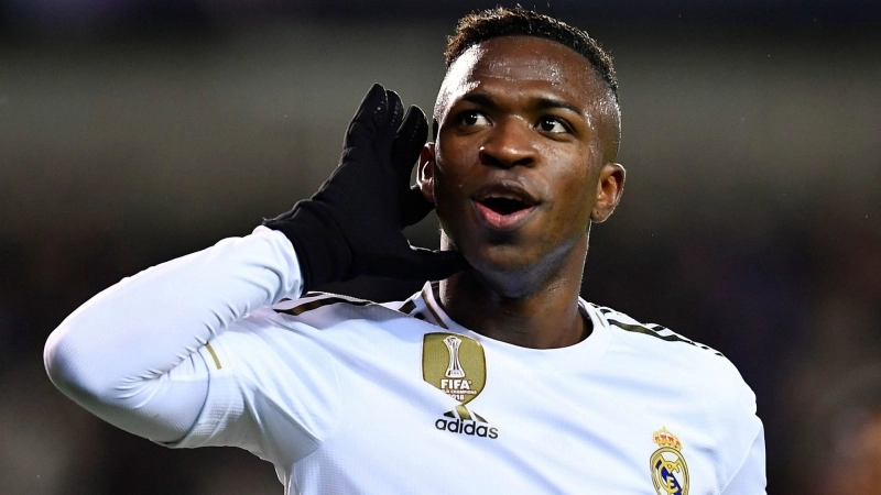 Prestianni ar fi recunoscut în faţa colegilor de la Benfica faptul că l-a jignit pe Vinicius